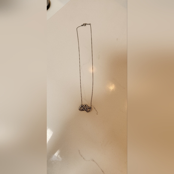 - Tiffany and Co Three Heart Necklace - Picture 7 of 8